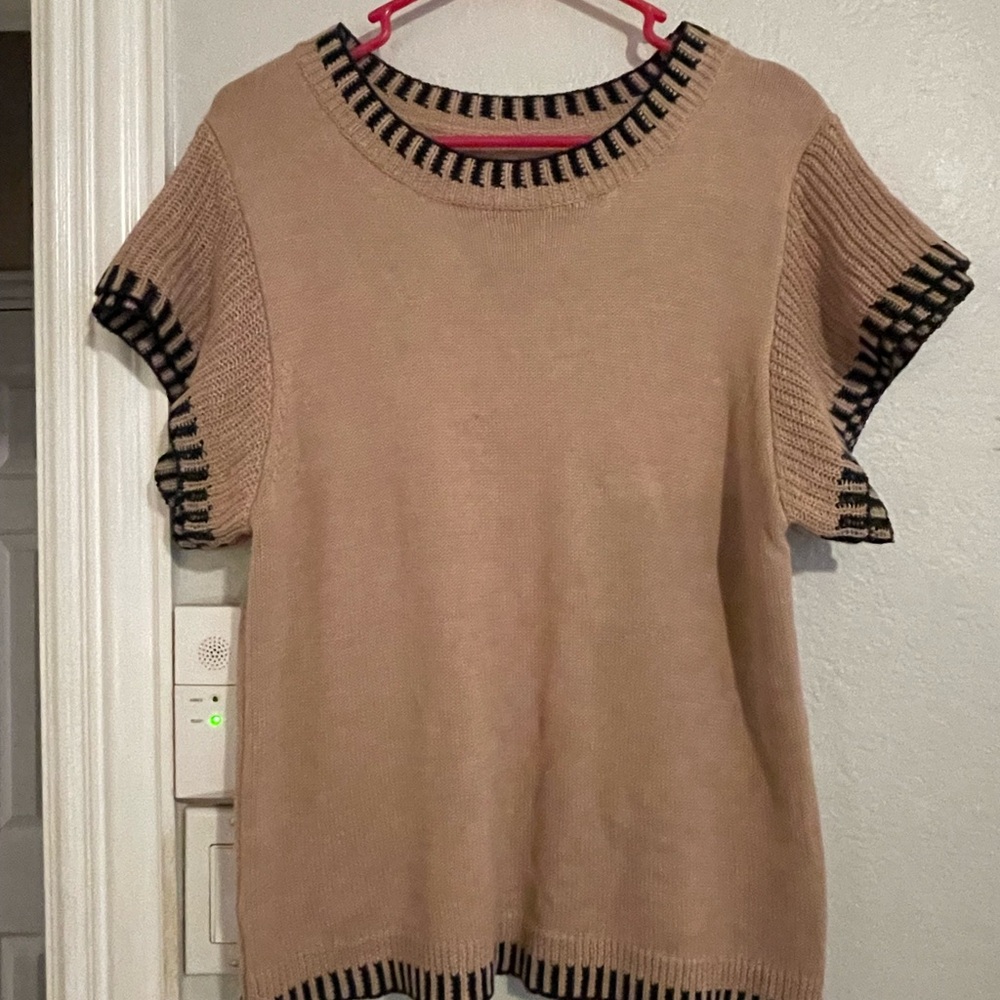 SHEIN Tan and Black Crew Neck Sweater